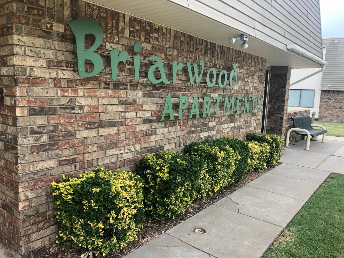 Extended Stay At Briarwood Apartments Woodward Exterior photo